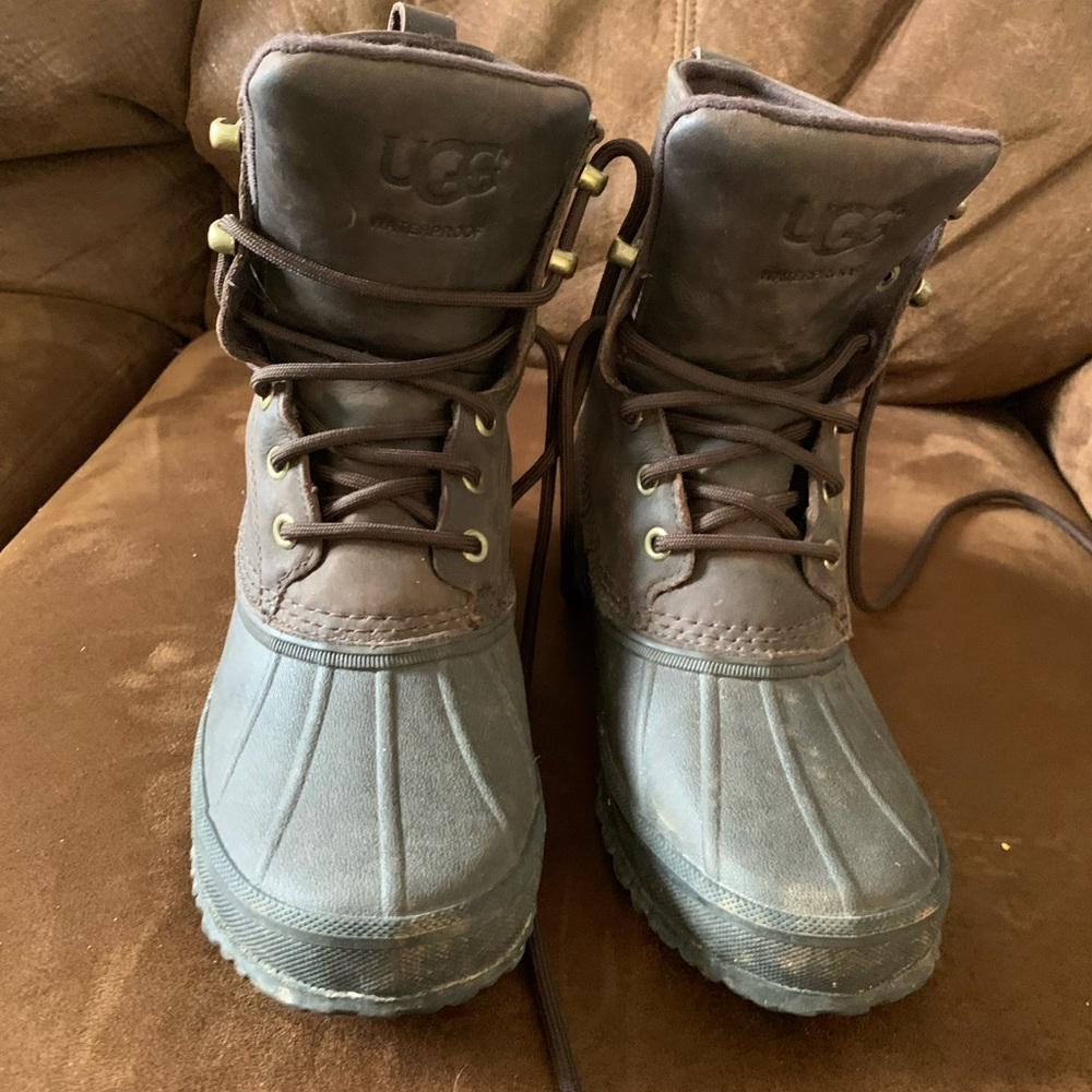 Ugg Mens Yucca 1015382 Brown Waterproof Winter Leather Duck Boots Size 8.5